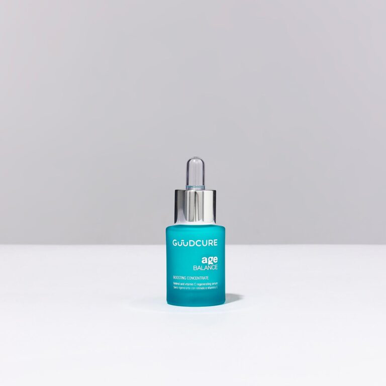 Retinol and vitamin C regenerating serum